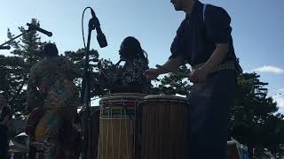 動画3 laoulaoubangoura さんたちのライブ すなはまフェスティバル at 香川 津田の松原 動画1はInstagramに [upl. by Nymassej]