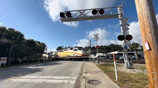 Railroad Crossing Winter Park US  N New York Ave  Florida [upl. by Nicolella]