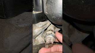 How to Removel fuel pressure sensor mechanic [upl. by Tnemelc]