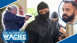 Polizei STÜRMT das HAUS 💥​🔫 Maskierte Gangster überfallen Haushaltshilfe  Die Ruhrpottwache  SAT1 [upl. by Alenoel]