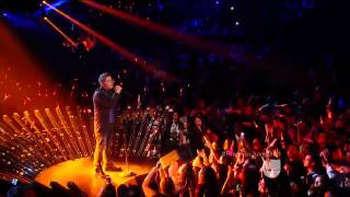 Alejandro Sanz  Un Zombie A La Intemperie Live PJ2015 [upl. by Solohcin]