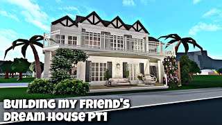 BUILDING a DREAM house in BLOXBURG amp TALKING  COASTAL amp Pink [upl. by Halilahk]