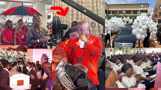 Watch how Business Mogul Kofi Abban cries like a baby as his mother is layed in state🇬🇭 [upl. by Neitsirk]