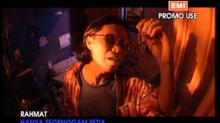 Rahmat Ekamatra  Hanya Segenggam Setia Official Music Video [upl. by Leimad643]