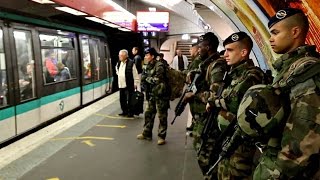 Opération SENTINELLE à Paris [upl. by Villiers]