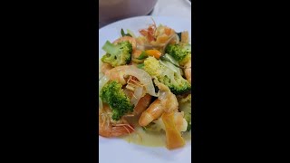 Shrimps with Coconut Milk and Brocolli WilmasKitchen [upl. by Cormick403]