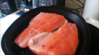 SALMON CON SALSA DE CHAMPIÑON EN MAMBO 8090 [upl. by Garda620]