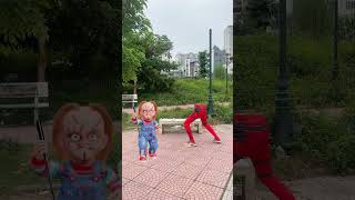 Deadpool ran to find his feet and kicked Chucky away spideylife [upl. by Oigres]