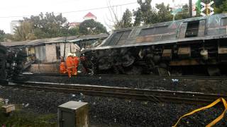 Tragedi bintaro part 2kereta commuterline vs truc [upl. by Mallin]