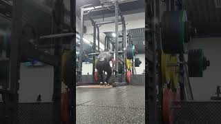 Super narrow amp slow concentric with pause Makes for a very challenging 2075kg squat [upl. by Onairelav954]