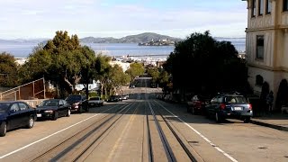 San Francisco Cable Car ride on PowellHyde line from Russian Hill to Fishermans Wharf [upl. by Ynoep]