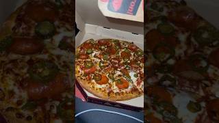 FREE MEDIUM PAN PIZZA FROM PIZZA HUT LATE AT NIGHT GAMER FOOD [upl. by Oicnevuj665]