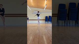 Pirouette from 5th position en pointe lgballetlauragregory ballet [upl. by Heyward]