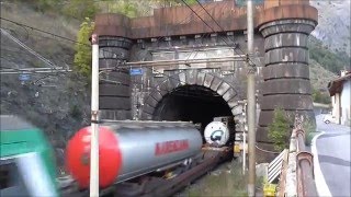 BB36000  Sortie du tunnel ferroviaire du Fréjus à Bardonèche en Italie [upl. by Eirac385]