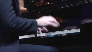 Maksim playing “Flight Of The Bumblebee” in astonishing 56 seconds [upl. by Aramoy397]