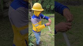 Buhay Lineman How to Replace Fuse and Energize Cutout Fuse lineman linemaintenance linejob [upl. by Aillemac]