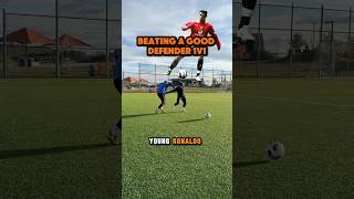 BEATING A GOOD DEFENDER 1v1 soccer football footballshorts soccershorts footballer shorts [upl. by Deroo]