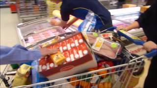 BraineLalleud  des courses gratuites au Lidl pendant 1 minute [upl. by Filbert]