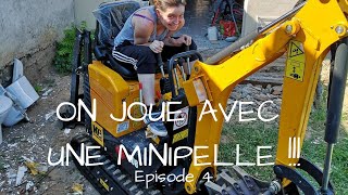 Jouer avec une PELLETEUSE  Ep4  Puit perdu  DIY  Travaux Maison  Home Made  Rénovation Maison [upl. by Lleunamme502]