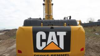 Cat® 340F Long Reach Excavator Digging [upl. by Assert]