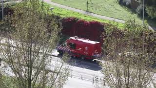 Brandweer Capelle 171111 en 171151 onderweg persoon te water Ouderkerk aan den IJssel [upl. by Gawain]