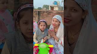 Mujhe bhi de do yah to Khali hai trending shorts subscribe [upl. by Naoma241]