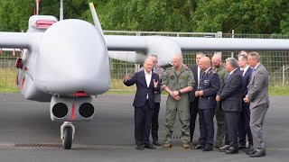 Rüstungsindustrie Scholz kündigt Bestellung 20 weiterer Eurofighter an [upl. by Janel664]