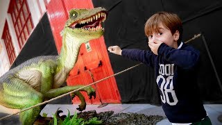 PARQUE DOS DINOSSAUROS NA VIDA REAL Indoor Playground  Familia Brancoala [upl. by Ientruoc]