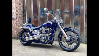 HarleyDavidson CVO 1800 FXSBSE Breakout [upl. by Rodl62]