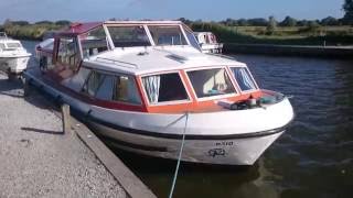 San Fernando 2 Norfolk Broads cruiser Richardsons [upl. by Yt437]