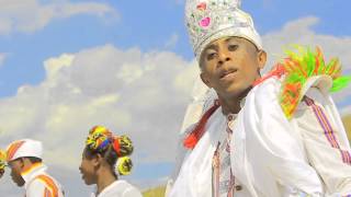 Janga RatahTsy mavozo mifagnatriky Clip Officiel 2015 [upl. by Yevi944]