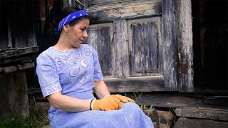 A WOMAN LIVES ALONE IN THE MOUNTAINS Cooking lunch [upl. by Akers]