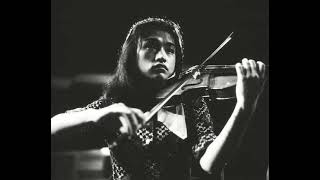 Kyung Wha Chung plays Brahms Hungarian Dance No 4 in B minor arr Joachim [upl. by Wenonah351]