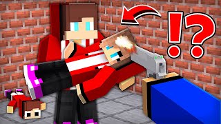 FAKE JJ fired THE FATAL SHOT at JJ FAMILY in Minecraft Challenge  Maizen [upl. by Nahtiek247]