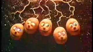 Smiths Crisps Singing Spuds  1980s UK Advert [upl. by Crooks293]