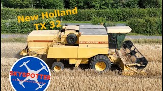 Gerste Ernte mit den New Holland TX 32 [upl. by Anurb]