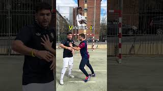 Un jugador que su nombre y apellidos empiecen por la letra… futbol shorts viralvideo [upl. by Mastat]