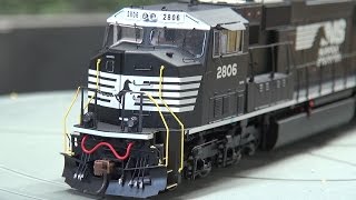 Review Athearn SD75M in NS and SD70M in UP DCC Tsunami Sound [upl. by Nylrebma]