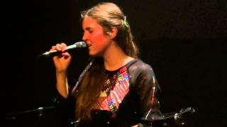 Dom La Nena  Golondrina HD Live In Paris 2013 [upl. by Asilem262]