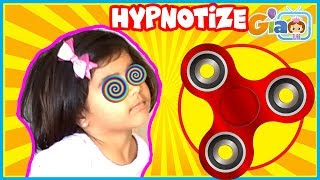 Magic Fidget Spinner Funny Kid Hypnotize Daddy And Mummy [upl. by Aminta]