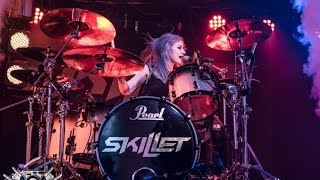 Skillet  “The Resistance” live 2017 [upl. by Rycca]