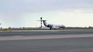 Gulfstream G550 landing [upl. by Ojillib731]