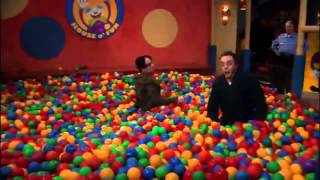 Sheldon Ball Pit BAZINGA GERMAN SMS Ton [upl. by Seline]