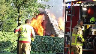 Grote brand verwoest monumentaal pand in Twello [upl. by Lekcim811]