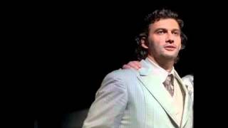 Jonas Kaufmann  Salut demeure chaste et pure Met 2011 [upl. by Oizirbaf424]