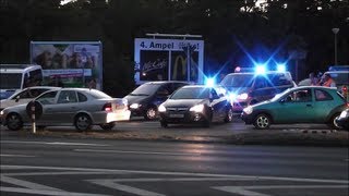 ZPKW  HGrKW im Gegenverkehr FuStW Polizei NRW [upl. by Assylla]