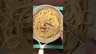 SUPER EASY Aglio Olio in Under 20 minutes [upl. by Sascha]