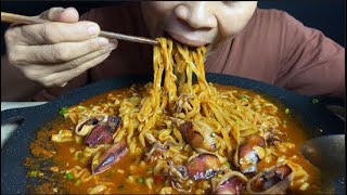 MUKBANG Delicious spicy noodles with squid eating seafood spicy noodle [upl. by Elda]