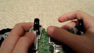 How to take apart and put back together an xbox 360 controller [upl. by Ima591]