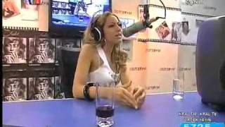 Hadise amp Mehmet  KRALFM Mehmetin Gezegeni 11 08 2009 Part 58 [upl. by Minica]